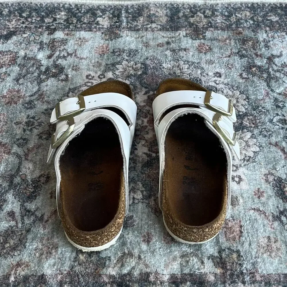 Birkenstock Arizona Kids White Sandals / EU 29 US Kids 11 11.5 / Gold Buckle